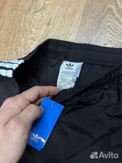 Штаны adidas широкие