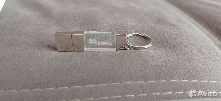 Флэшка-брелок камаз