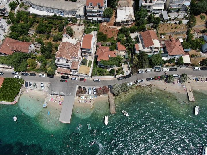 Дом 58 м² на участке 427 м² (Черногория)