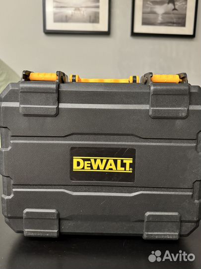 Лазерный уровень dewalt 16 линий
