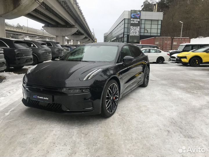 Zeekr 001 544 л.с. AT, 2024