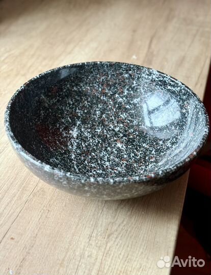 Чаша из гранита