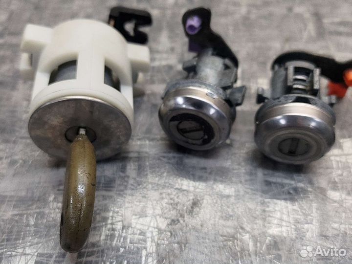 Комплект личинок Додж караван Вояджер 01-07г