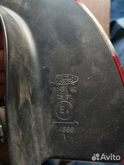 Фонарь задний правый седан Focus 3 с дефектом