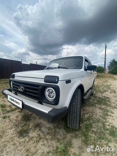 LADA 4x4 (Нива) 1.7 МТ, 2002, 85 000 км