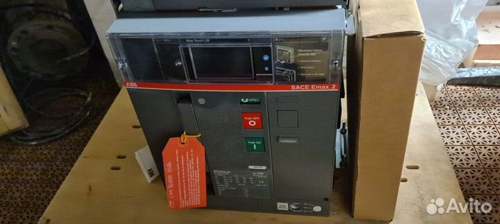 Выключатели автоматические ABB Emax E2.2H 1250А