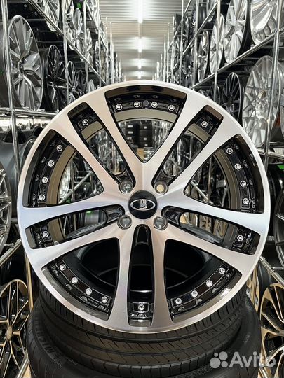 Диски литые R16 4*98 рельсы на LADA