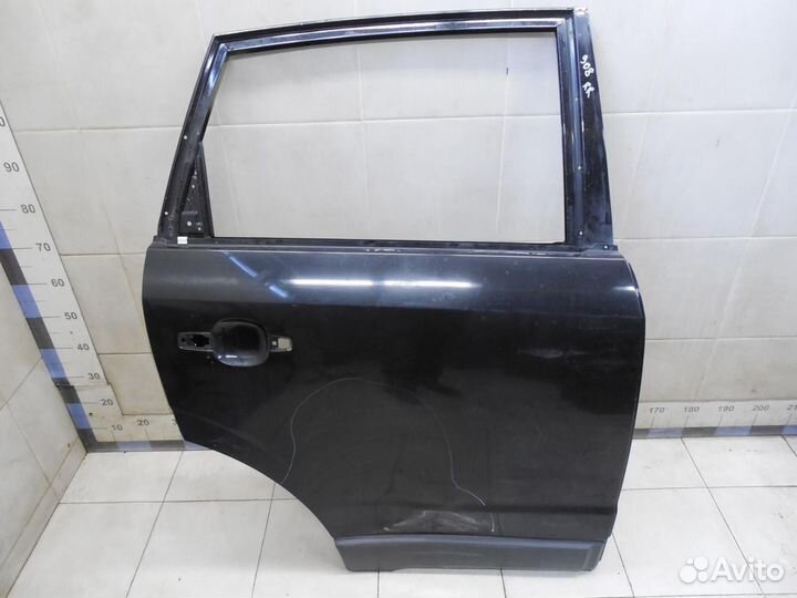 Б/У Б/У Дверь задняя правая дефект на фото