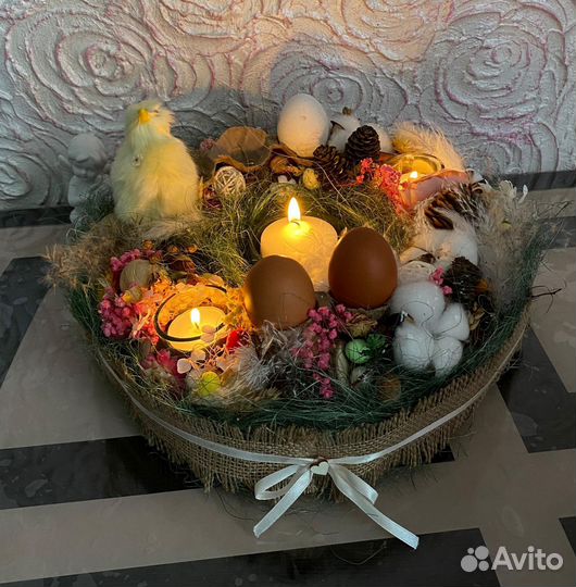 Пасхальный декор венок