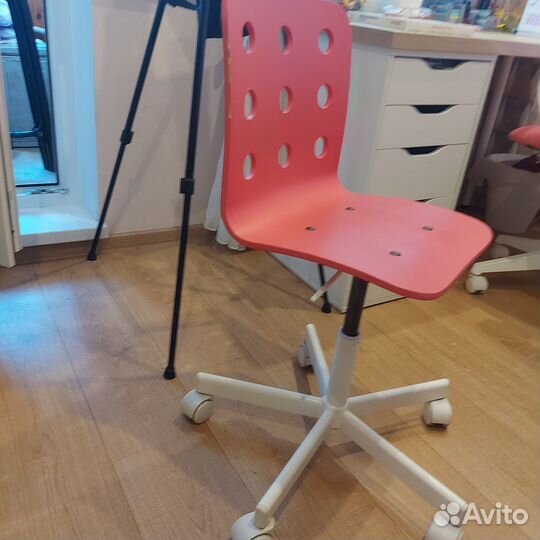 Стул для школьника IKEA