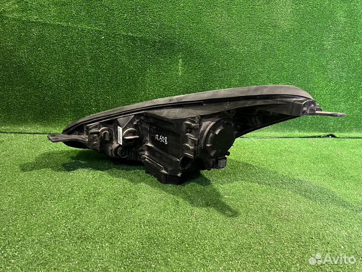 Фара правая KIA Sportage 4 2016 галоген