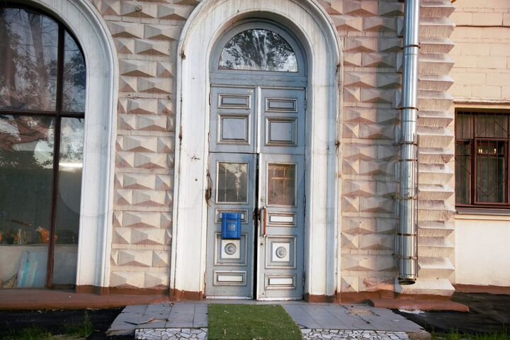 5-к. апартаменты, 132 м², 1/8 эт.