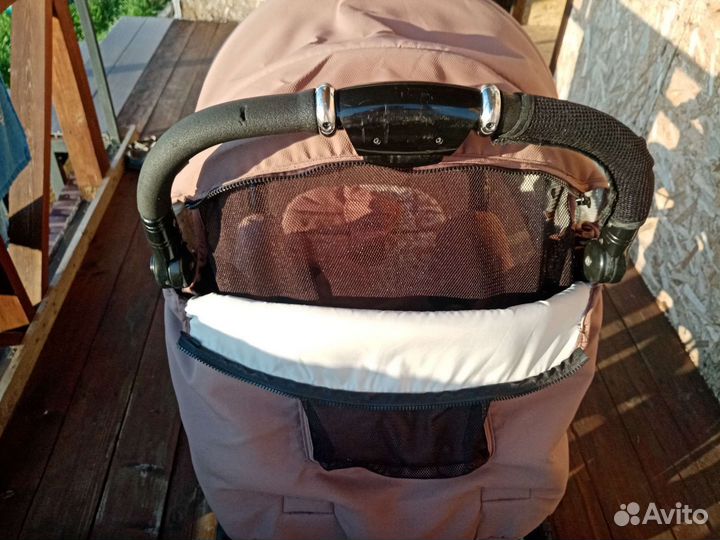 Прогулочная коляска capella