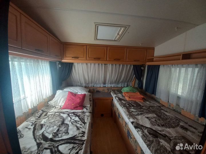 Прицеп-дача Hobby Prestige 720 KWFU, 2001