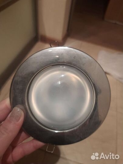 Светильник встраиваемый