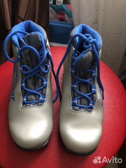 Ботинки Nordway для беговых лыж