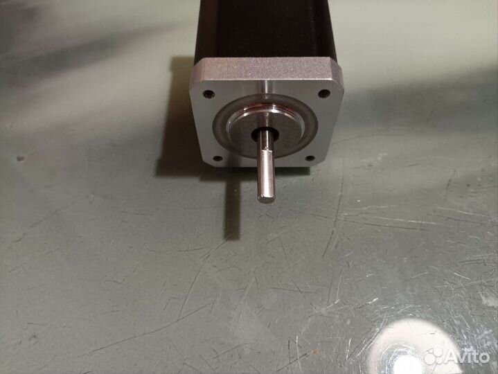 Шаговый двигатель nema 17