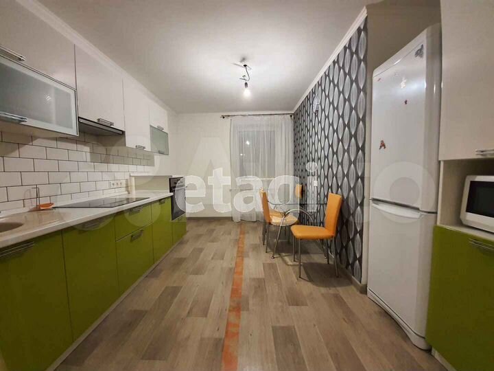2-к. квартира, 57 м², 11/17 эт.