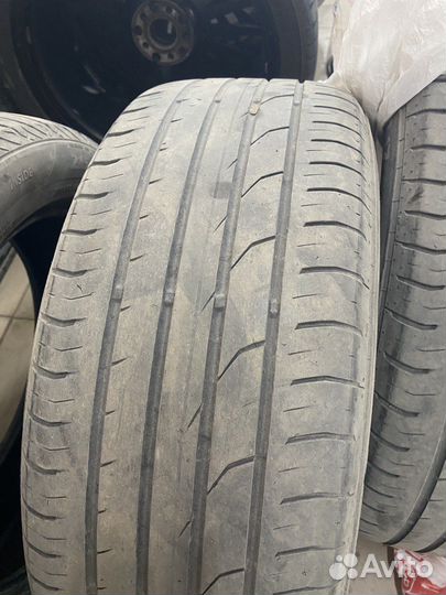 Continental ContiPremiumContact 2 215/55 R17
