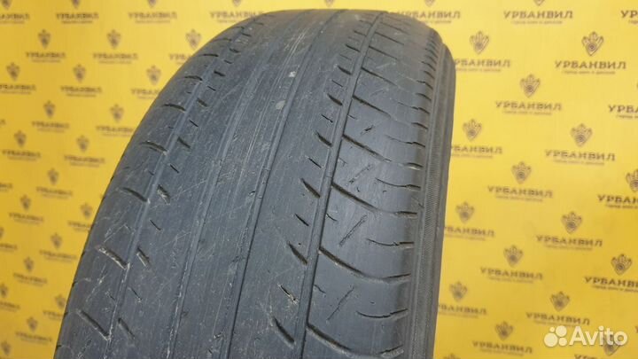 Yokohama dB Decibel E70B 215/55 R16 93V