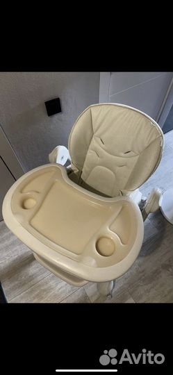 Детский стульчик для кормления