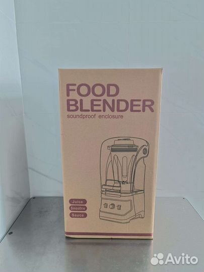 Блендер профессиональный с защитным колпаком