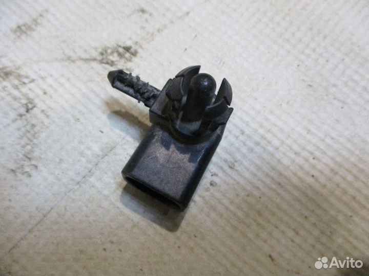 Датчик температуры воздуха Cadillac STS