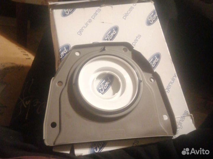 Сальник коленвала Ford Mazda