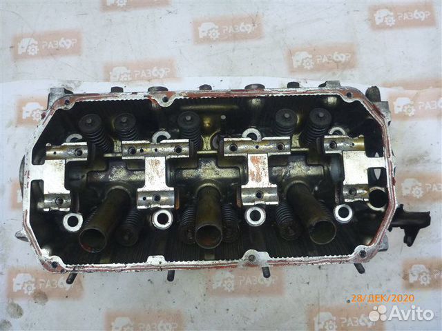 Головка блока цилиндров левая Mitsubishi Montero