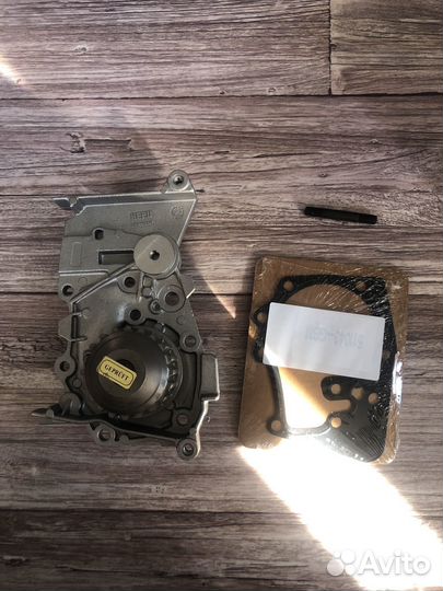 Помпа на ларгус k4m