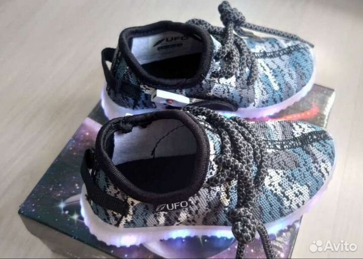 Кроссовки детские 24 размер