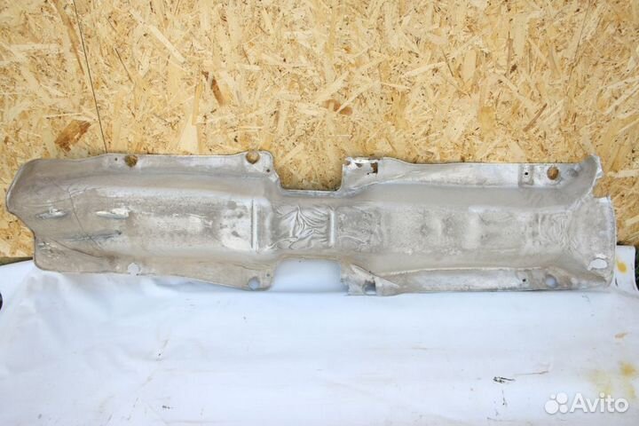 Экран глушителя тепловой Volkswagen Polo 5