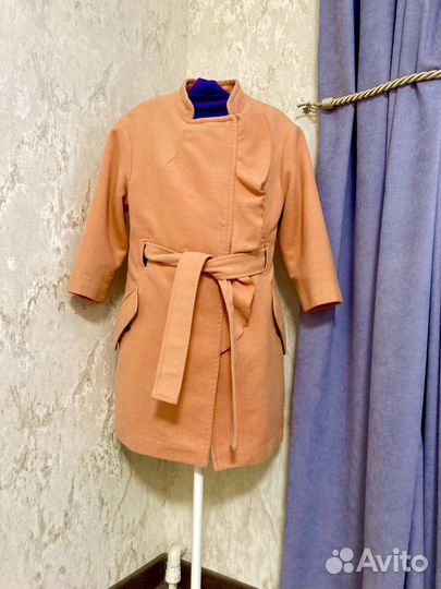 Пальто женское Kira Plastinina размер М (44-46)