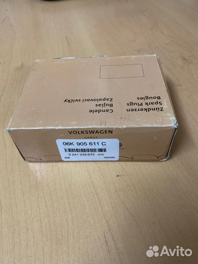 Свечи зажигания иридиевые VAG