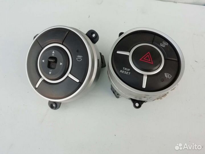 Блок кнопок центральной консоли Ssang Yong Kyron 2