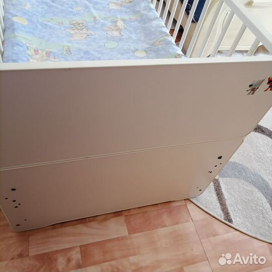 Продам детскую кроватку