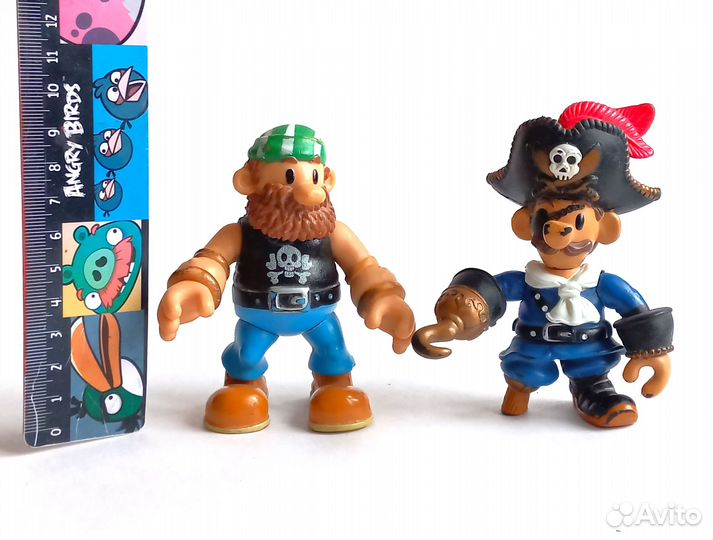 Фигурки пиратов Капитан Крюк и его помощник