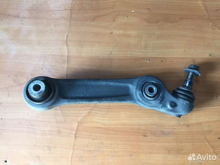 Bmw f10 передний правый рычаг