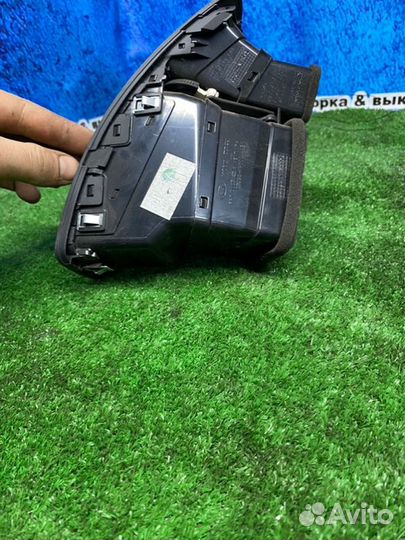 Воздуховод салона передний правый Kia Ceed ED