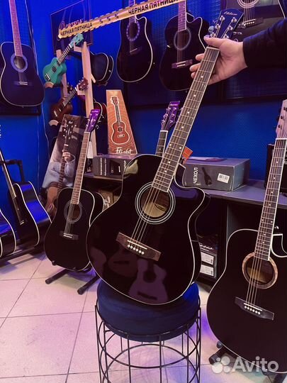 Электроакустическая гитара