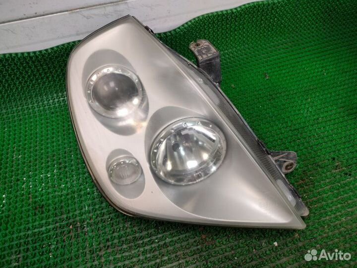 Фара передняя правая Ssangyong Rexton Y200 D27DT