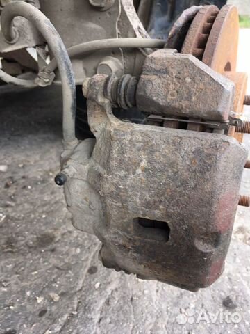 Суппорт передний mitsubishi lancer 9