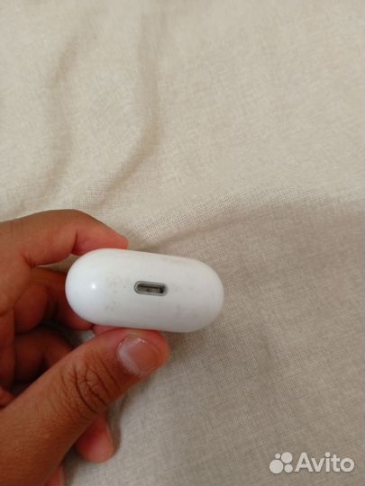 Продаю наушники airPods pro 3 не ориг но пойдет