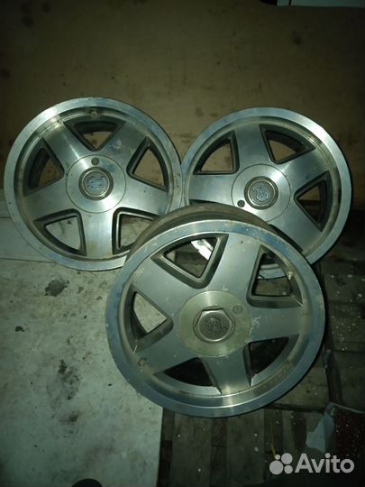 Продам литые диски