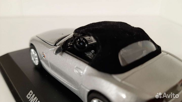 Bmw z4 / 1:43 / Norev