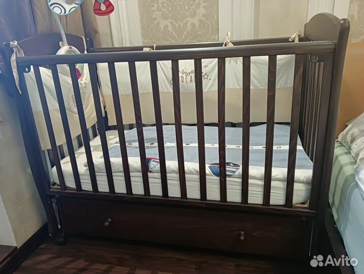 Продам детскую кровать