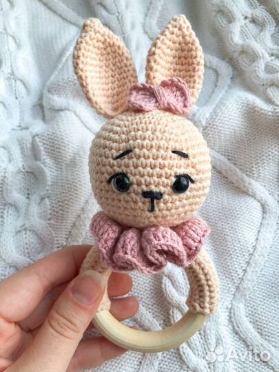 Вязанная погремушка/грызунки/пинетки