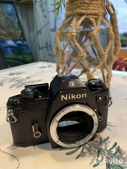 Фотоаппарат Nikon EM