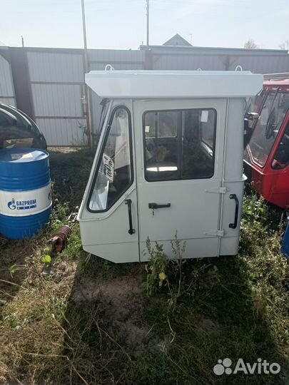 Кабина на трактор т 150