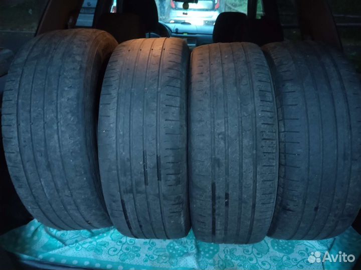 Continental ContiPremiumContact 215/60 R16